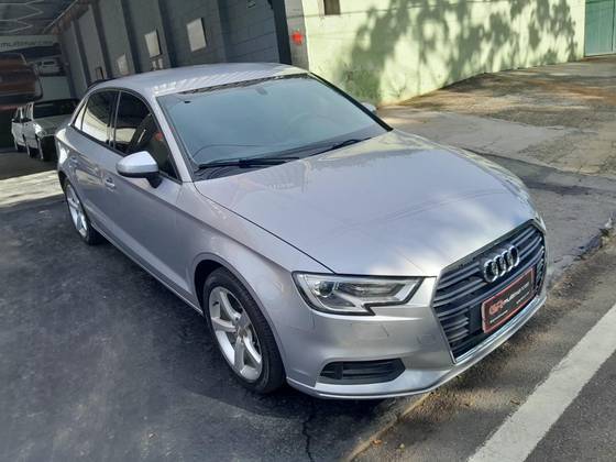 AUDI A3 1.4 TFSI SEDAN AMBIENTE 16V FLEX 4P TIPTRONIC AUDI A3 1.4 TFSI SEDAN AMBIENTE 16V FLEX 4P TIPTRONIC
